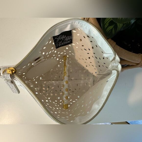 Saks Fifth Avenue White Perforated Cosmetic Case - Picture 4 of 9